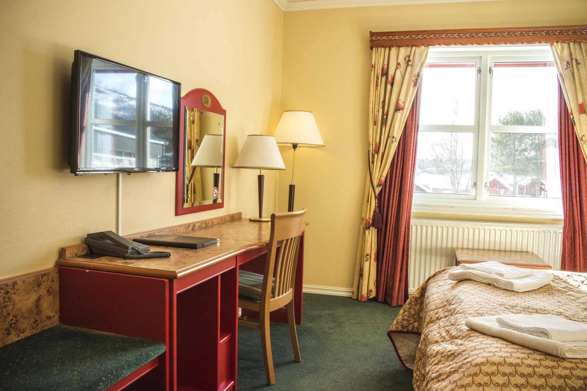 Tysfjord Hotel Storjord I Tysfjord Экстерьер фото